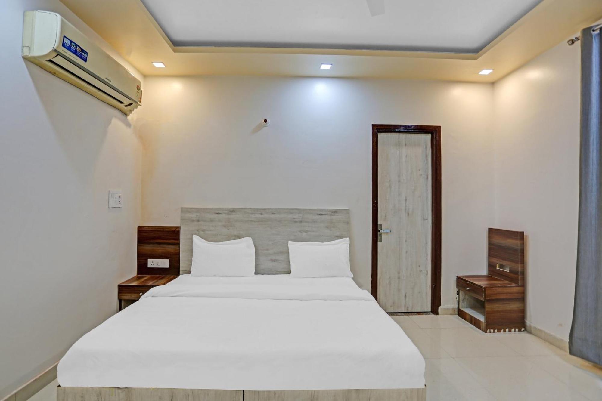 Hotel O Expo View Near Pvr Ansal Plaza نويدا الكبرى المظهر الخارجي الصورة
