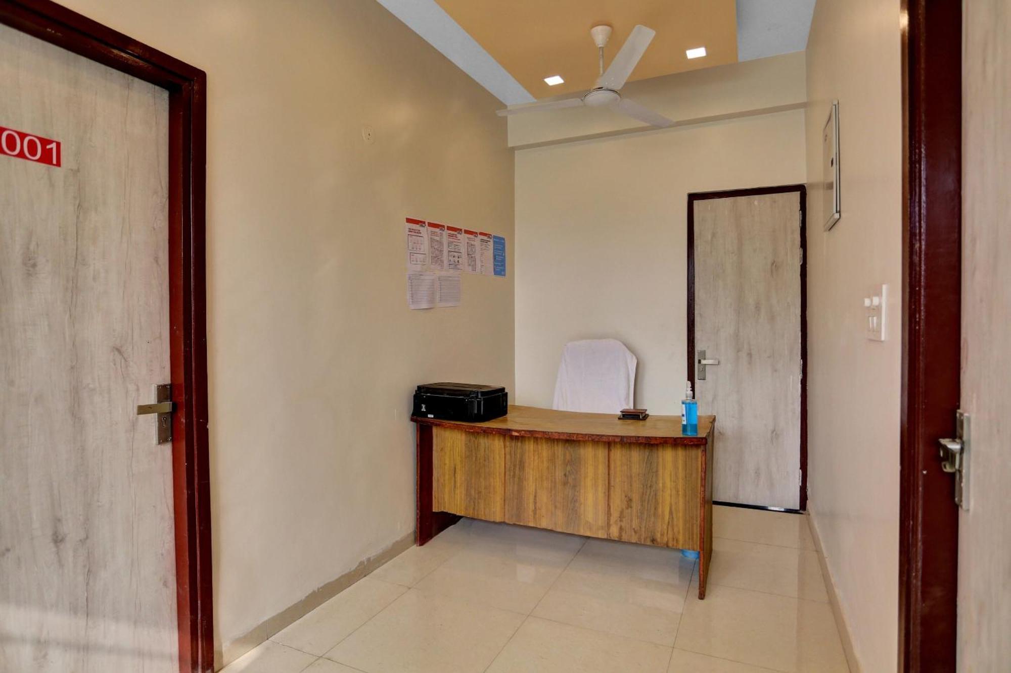 Hotel O Expo View Near Pvr Ansal Plaza نويدا الكبرى المظهر الخارجي الصورة