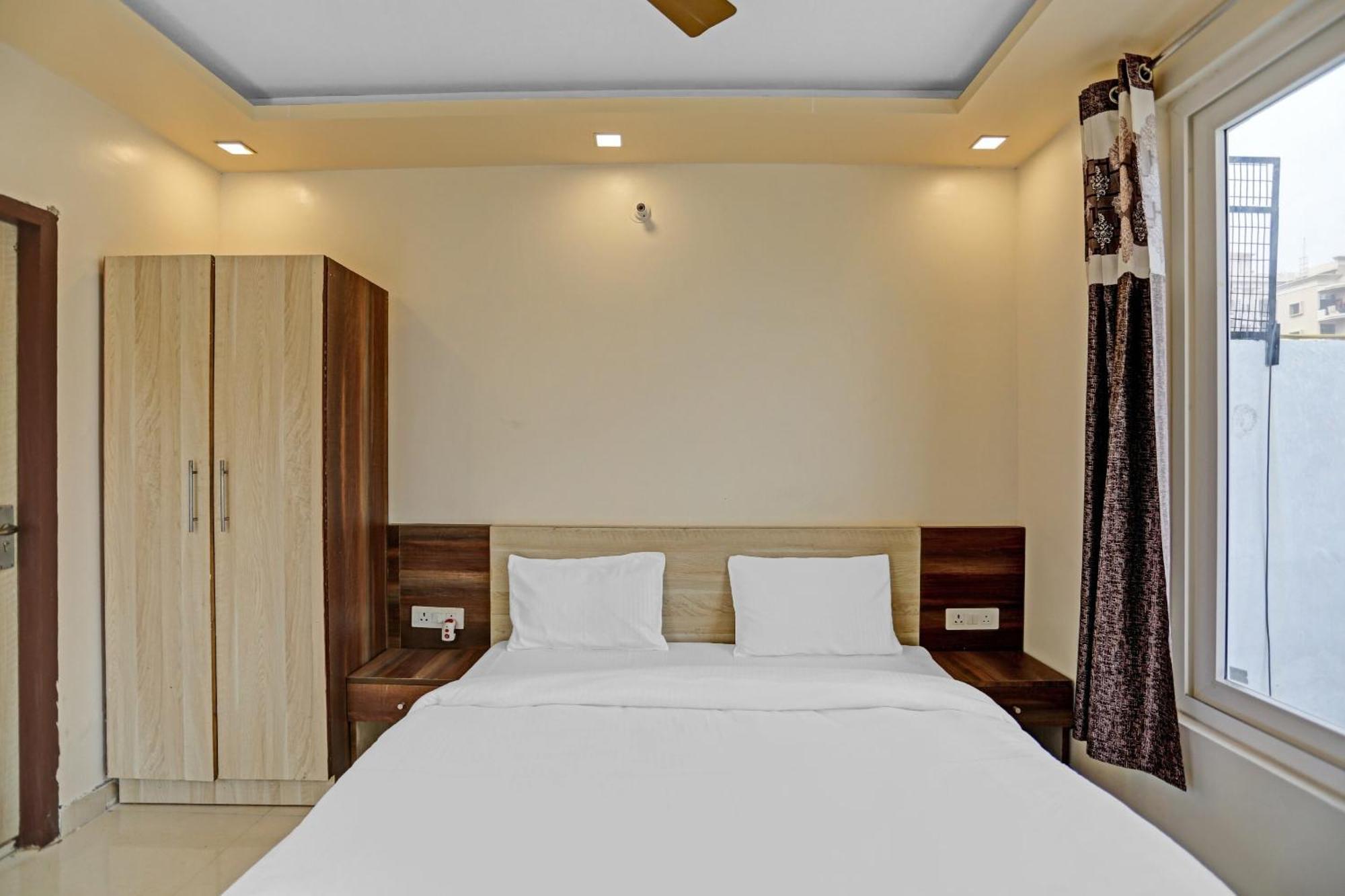 Hotel O Expo View Near Pvr Ansal Plaza نويدا الكبرى المظهر الخارجي الصورة